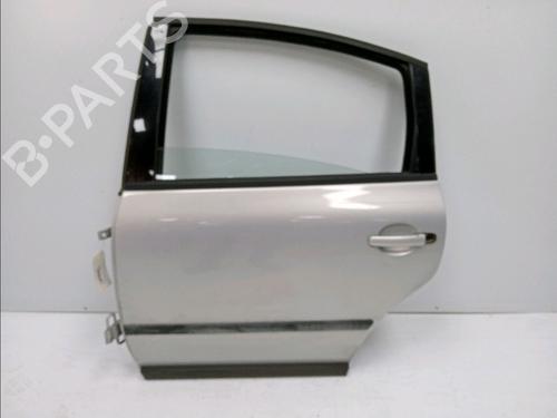 Used Left rear door Left rear door 15643416 15643416