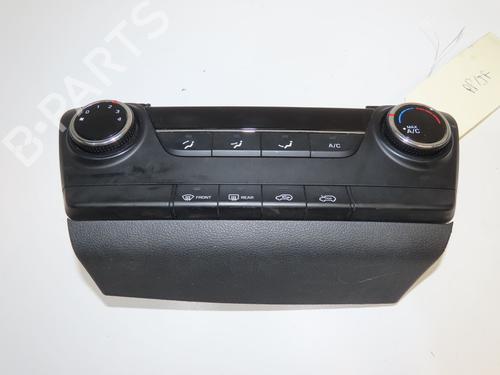 Used Climate control Climate control HYUNDAI TUCSON (TL, TLE) 1.6 GDi (132 hp) 40554276 40554276