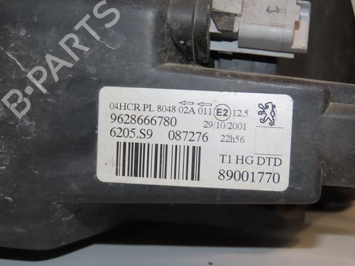 Right headlight PEUGEOT 206 CC (2D) 1.6 16V (2DNFUF, 2DNFUR) | BP28969410C29