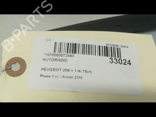 Used Radio Radio PEUGEOT 206+ (2L_, 2M_) 1.4 i (2LKFWA, 2MKFWA) (75 hp) 9595800 9595800