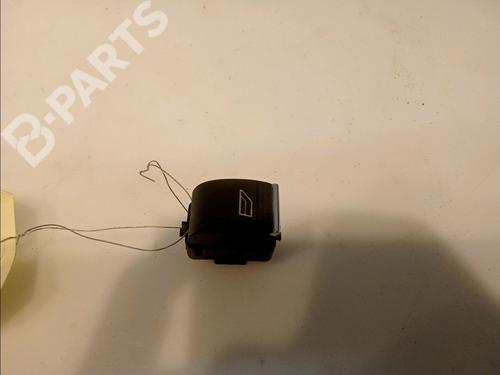 Used Right rear window switch FORD FOCUS III 1.6 TDCi (115 hp) 11343209