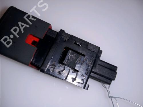warning-switch-nissan-qashqai-ii-suv-j11-j11_-15-dci-252904ba0a-2013-11100747 main image