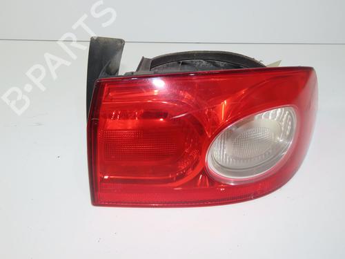 Used Right taillight Right taillight 32005036 32005036