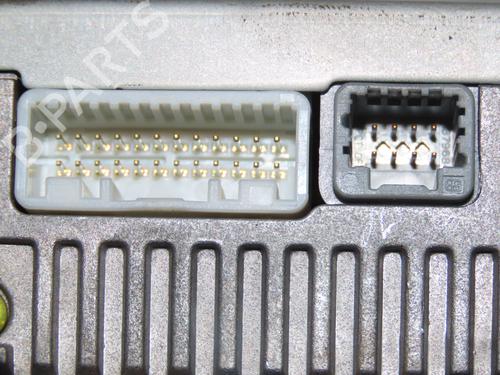 Used Radio DACIA LOGAN MCV II TCe 90 (K8M1, K8MA, K8AC) (90 hp) 28830615