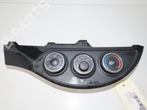 Klimabedienteil für Klimabedienteil TOYOTA YARIS (_P13_) 1.0 (KSP130_, KSP130) (69 hp) 36510931 36510931