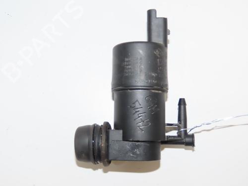 Used Washer pump Washer pump RENAULT MASTER III Van (FV) 2.3 dCi 180 FWD (FV04, FV07) (179 hp) 30630895 30630895
