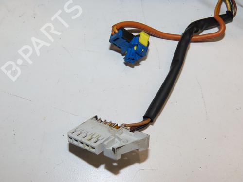 steering-column-stalk-peugeot-208-i-ca_-cc_-2012-2013-2014-2015-2016-2017-2018-2019-2020-2021-24361056 main image
