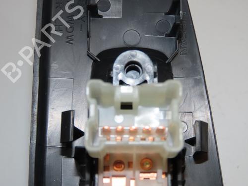 Left rear window switch NISSAN PULSAR Hatchback (C13) 1.2 DIG-T | BP38023788I29 - Image 3