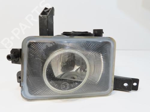 Used Right front fog light Right front fog light OPEL CORSA C (X01) 1.7 DTI (F08, F68) (75 hp) 33711736 33711736