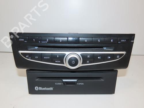 Radio RENAULT KOLEOS I (HY_) 2.0 dCi 4x4 (HY0K) | BP28830612E6 