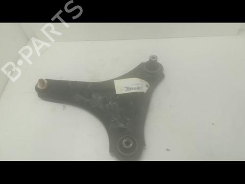 Used Right front suspension arm RENAULT TWINGO III (BCM_, BCA_) 1.0 SCe 70 (71 hp) 14875884