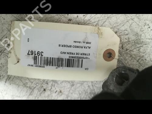 Used Right front brake caliper ALFA ROMEO SPIDER (939_) 2.2 JTS (939EXB1B, 939EXB11) (185 hp) 23173925