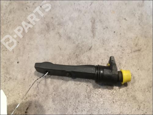 Used Injector OPEL ZAFIRA A MPV (T98) 2.0 DTI 16V (F75) (101 hp) 9611109