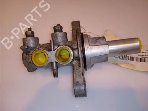 Used Brake master cylinder Brake master cylinder RENAULT KANGOO Express (FW0/1_) 1.5 dCi 110 (FW06, FW12) (110 hp) 11100469 11100469