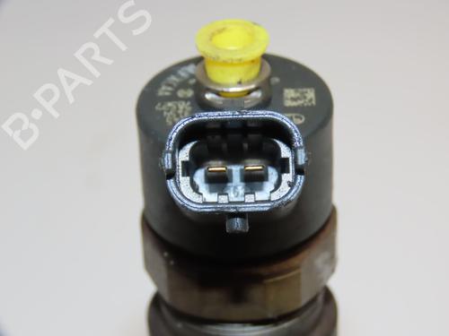 Inyector OPEL VECTRA C GTS (Z02) 1.9 CDTI (F68) (120 hp) 28828918