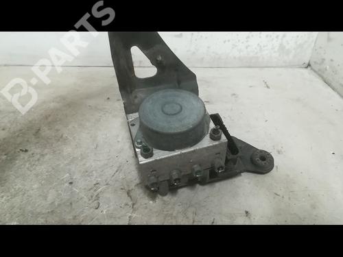 Used ABS pump RENAULT MEGANE II (BM0/1_, CM0/1_) 1.5 dCi (BM1F, CM1F) (86 hp) 9609722