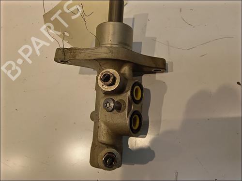 Used Brake master cylinder Brake master cylinder 11100418 11100418