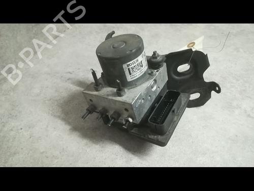 Used ABS pump ABS pump ALFA ROMEO MITO (955_) 1.3 MultiJet (955AXH1B, 955AXT1A) (90 hp) 9609863 9609863