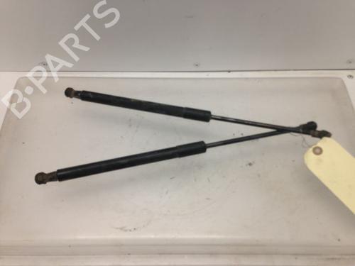 Used Tailgate lift support TOYOTA YARIS (_P13_) 1.4 D (NLP130_, NLP130) (90 hp) 14879554
