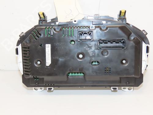Instrument cluster TOYOTA YARIS (_P13_) 1.3 (NSP130_, NSP130) | BP28801756C47 
