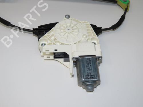 Elevalunas trasero derecho AUDI Q5 (8RB) 2.0 TDI quattro (150 hp) 31242567