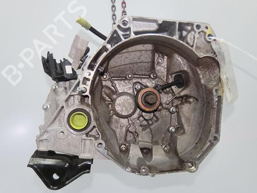 gearbox-renault-clio-v-b7_-2019-36426841 main image