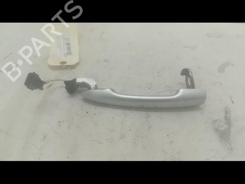 Used Front right exterior door handle RENAULT LAGUNA III (BT0/1) 1.5 dCi (BT00, BT0A, BT0T, BT1J) (110 hp) 23175836