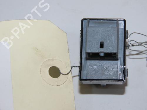 Right rear window switch AUDI A4 B8 (8K2) 2.0 TDI quattro | BP38608414I28 - Image 2