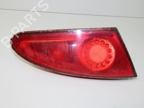 Feu de coffre gauche SEAT LEON (1P1) 1.9 TDI (105 hp) 33059475