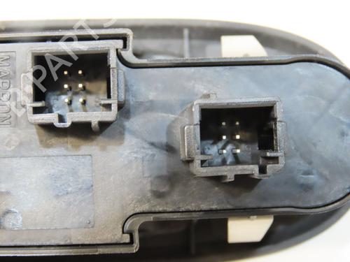Left front window switch CITROËN C5 III (RD_) 2.0 HDi 140 (RDRHF8, RDRHFA, RDRHA8, RDRHAJ) | BP36427237I27 - Image 3