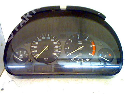 Used Instrument cluster BMW 5 Touring (E39) 525 d (163 hp) 9592262