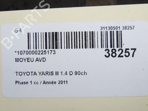 Used Left front steering knuckle Left front steering knuckle TOYOTA YARIS (_P13_) 1.4 D (NLP130_, NLP130) (90 hp) 14875493 14875493