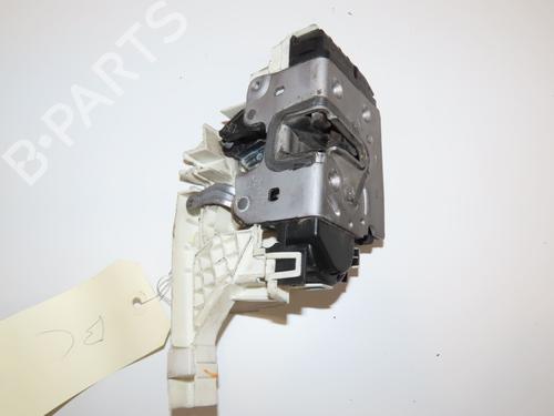 Used Front right lock Front right lock MERCEDES-BENZ SPRINTER 3,5-t Van (B906) 311 CDI (906.631, 906.633, 906.635, 906.637) (109 hp) 28831585 28831585