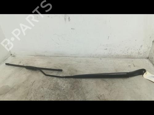Used Front windshield wiper arm Front windshield wiper arm DS DS 3 (SA_) 1.2 THP 110 / PureTech 110 (SAHNPS, SAHNZ6, SAHNZT) (110 hp) 14881141 14881141