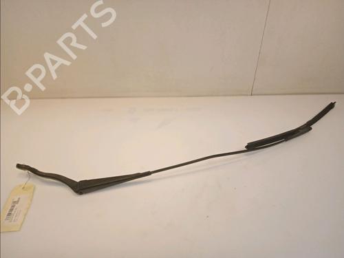 Used Front windshield wiper arm OPEL CORSA D (S07) 1.2 (L08, L68) (80 hp) 14881225