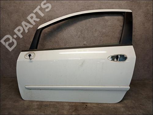 Used Left front door FIAT GRANDE PUNTO (199_) 1.3 D Multijet (75 hp) 10151465