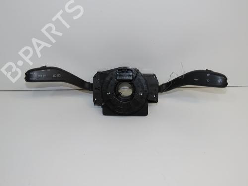 Used Steering column stalk VW POLO IV (9N_, 9A_) 1.4 TDI (70 hp) 31120441