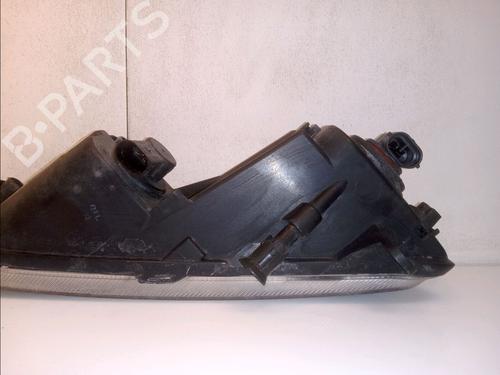 Right front fog light VW PASSAT B7 Variant (365) 2.0 TDI | BP14951972C31