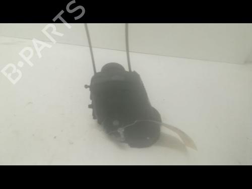 Used Rear left lock Rear left lock TOYOTA YARIS (_P9_) 1.3 VVT-i (SCP90_, SCP90R) (87 hp) 9600251 9600251