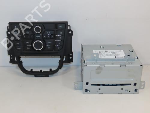 Used Radio Radio OPEL ASTRA J (P10) 1.4 Turbo (68) (120 hp) 11921413 11921413