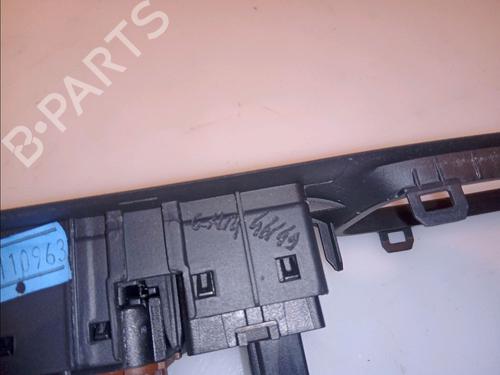 Used Left front window switch Left front window switch RENAULT CLIO IV (BH_) 1.2 TCe 120 (BHAU) (118 hp) 11103036 11103036