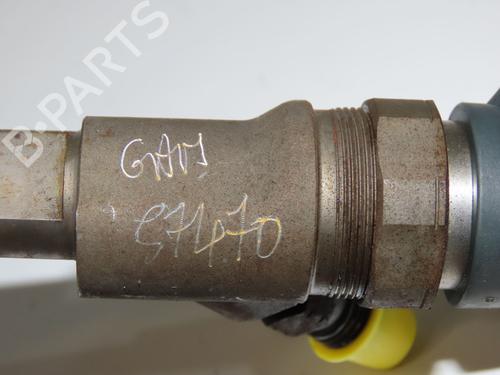Used Injector Injector TOYOTA YARIS (_P9_) 1.4 D-4D (NLP90_, NLP90R) (90 hp) 32657925 32657925