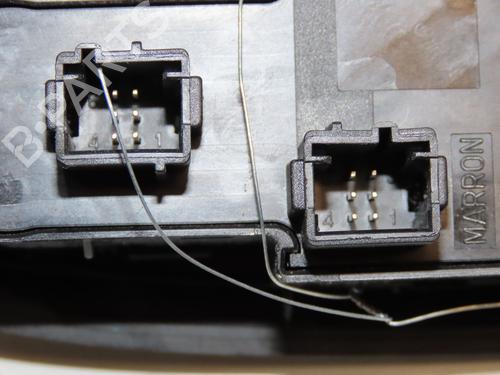 Left front window switch CITROËN C4 II (NC_) 1.6 HDi 115 | BP40241065I27 - Image 4