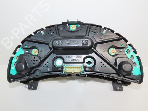 Instrument cluster OPEL TIGRA TwinTop (X04) 1.4 (R97) | BP31030215C47
