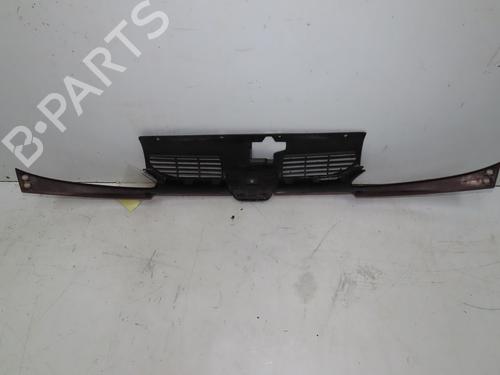 Grille PEUGEOT 206 Hatchback (2A/C) 1.1 i | BP28968270C40 