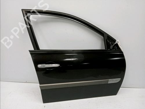 Used Right front door RENAULT MEGANE II (BM0/1_, CM0/1_) 1.5 dCi (BM1F, CM1F) (86 hp) 16648153