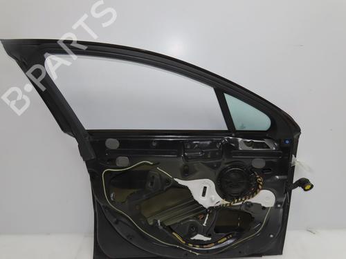 Used Left front door Left front door 36791352 36791352
