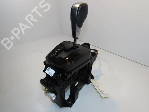 Used Gear lever RENAULT KADJAR (HA_, HL_) 1.2 TCe 130 (HLMR) (130 hp) 28967326