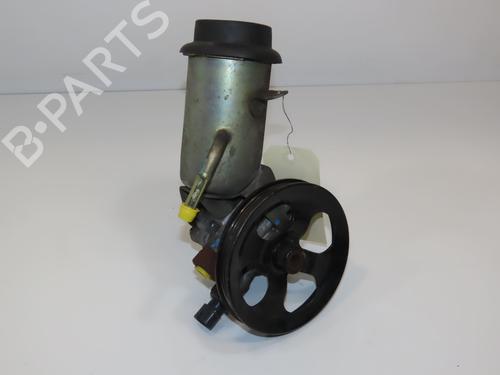 Used Steering pump TOYOTA YARIS (_P1_) 1.3 (NCP10, SCP12_) (86 hp) 18732085