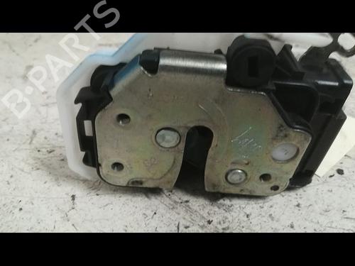 Front right lock ALFA ROMEO SPIDER (939_) 2.2 JTS (939EXB1B, 939EXB11) | BP23176392C97